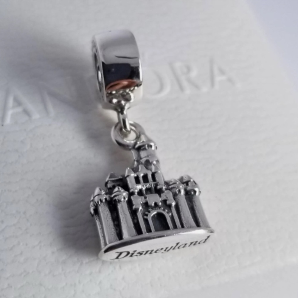 Authentic Pandora Castle Disneyland Charm 925 Ale WITH BOX #122